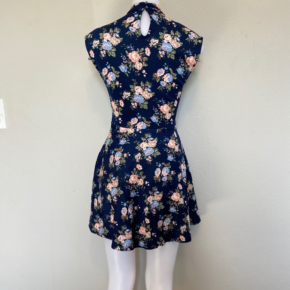 💝Forever 21 dress - Picture 2 of 6